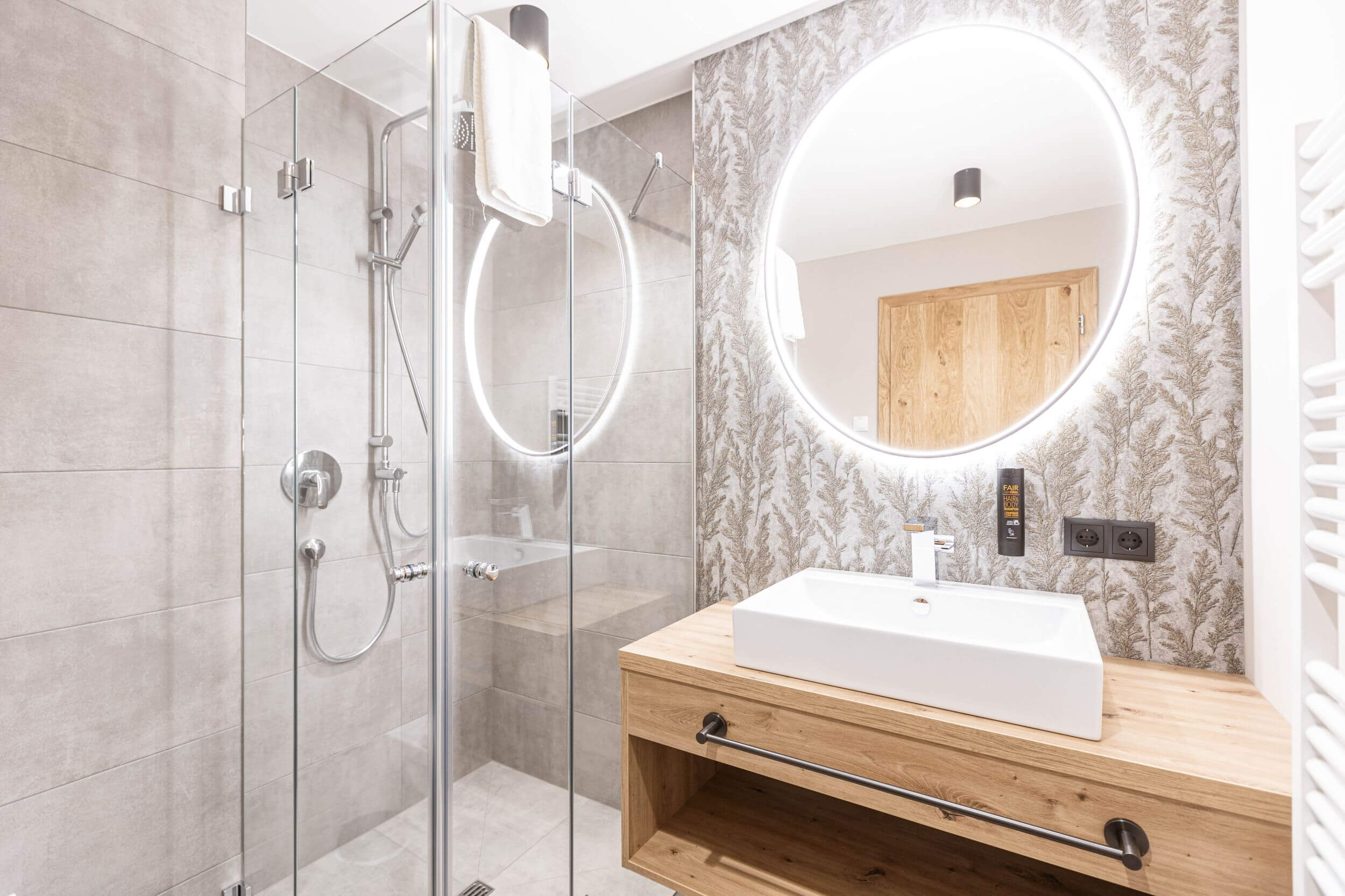 Badezimmer - Zillertal Suites Fügen by ALPS RESORTS