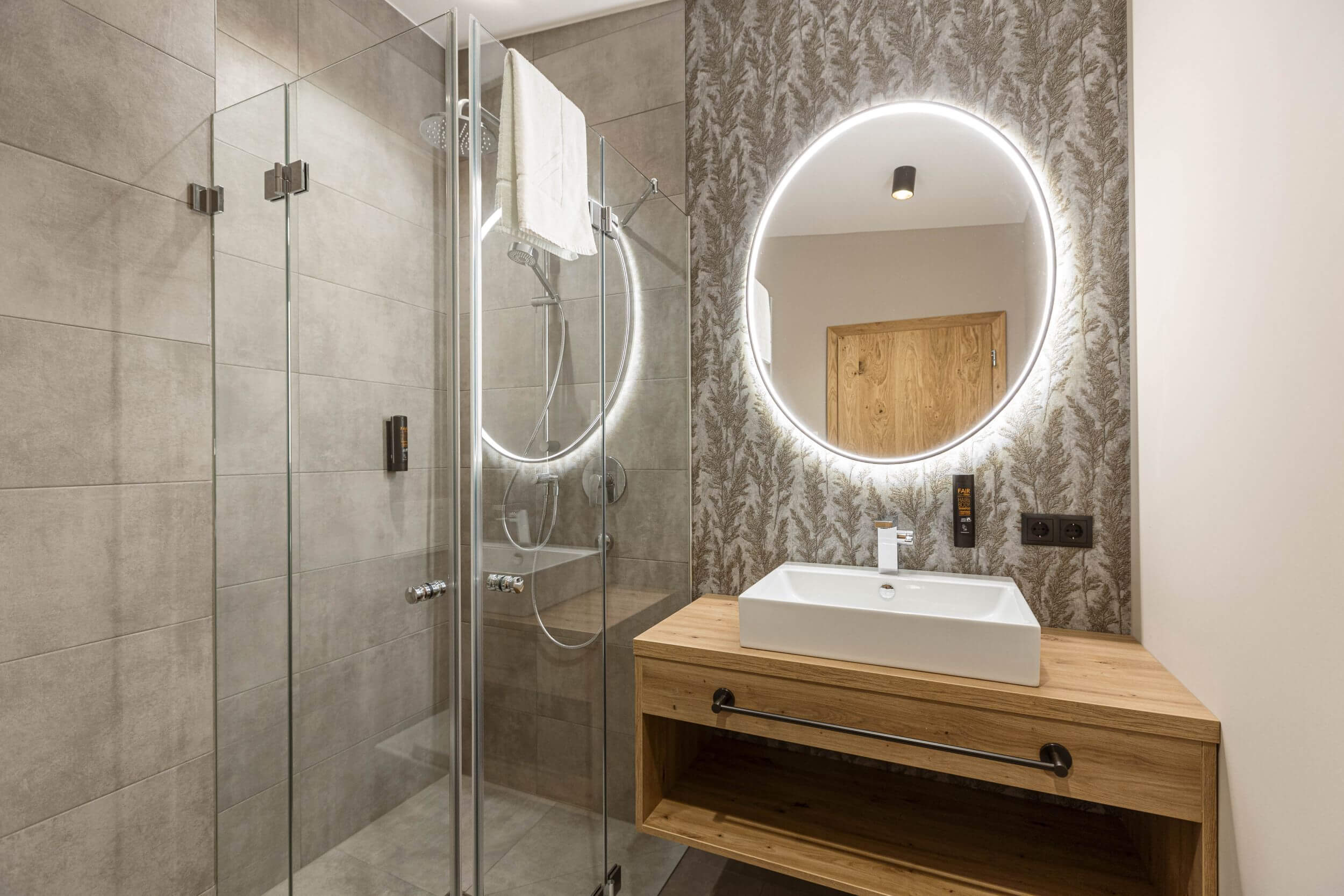 Badezimmer - Zillertal Suites Fügen by ALPS RESORTS