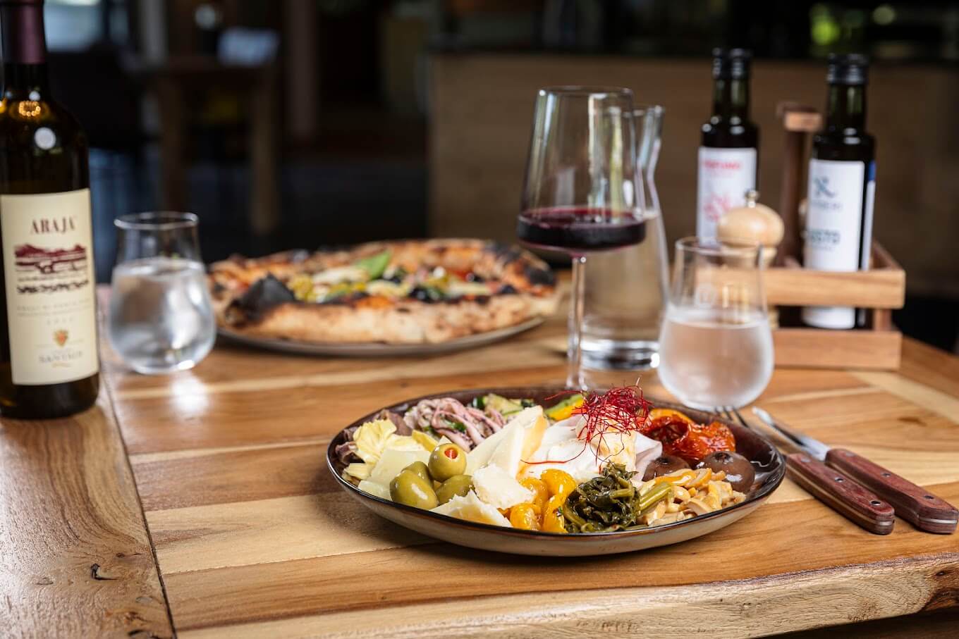 Table with antipasti at the Saalbach Suites